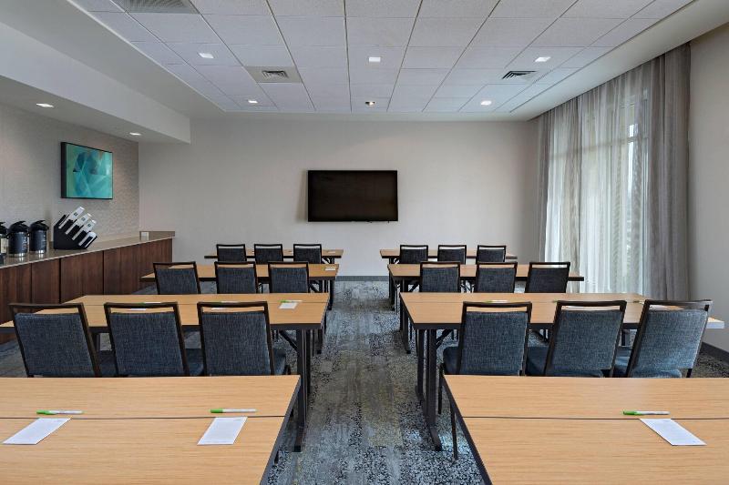 Courtyard By Marriott Jackson Madison image