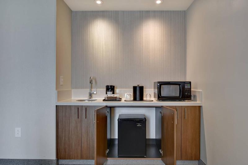 Courtyard By Marriott Jackson Madison image