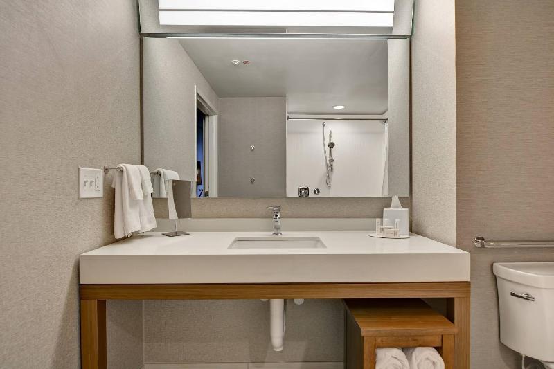 Courtyard By Marriott Jackson Madison image