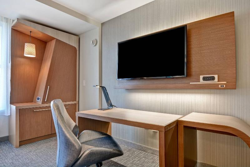 Courtyard By Marriott Jackson Madison image