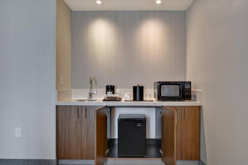 Courtyard By Marriott Jackson Madison image