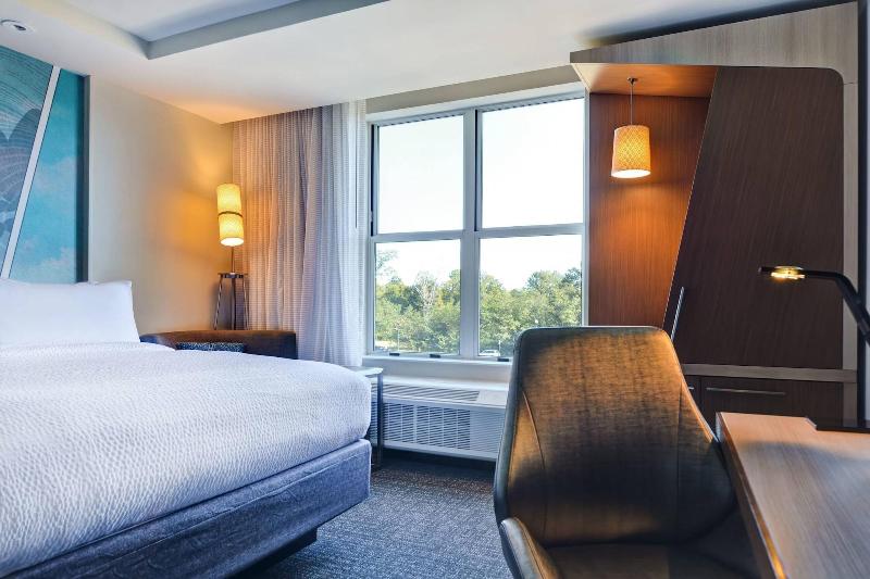 Courtyard By Marriott Jackson Madison image