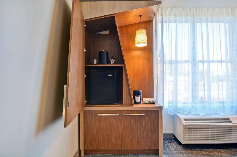 Courtyard By Marriott Jackson Madison image