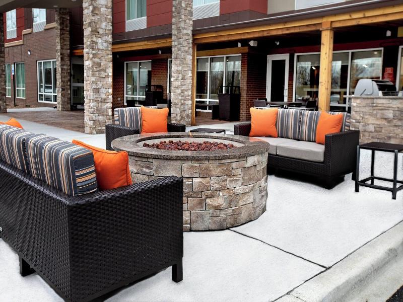 Towneplace Suites Louisville Airport image