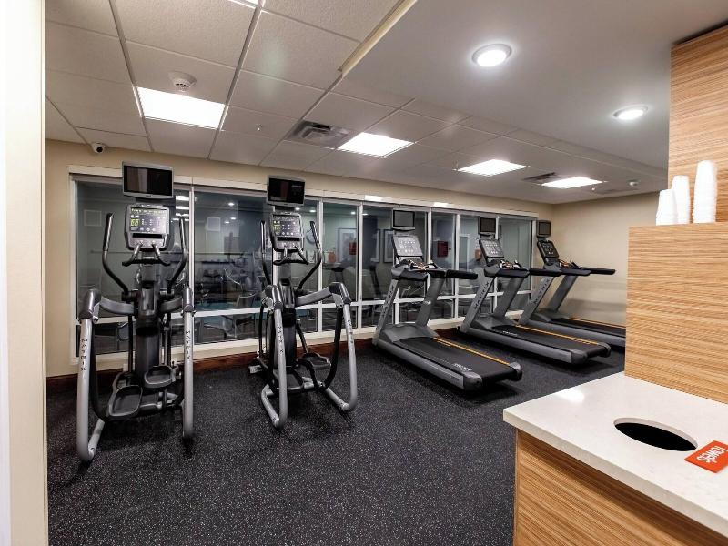 Towneplace Suites Louisville Airport image