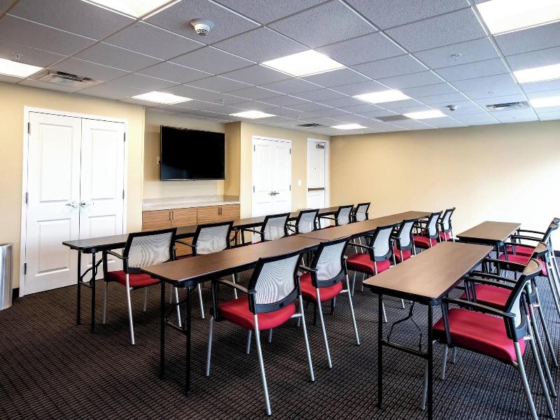 Towneplace Suites Louisville Airport image