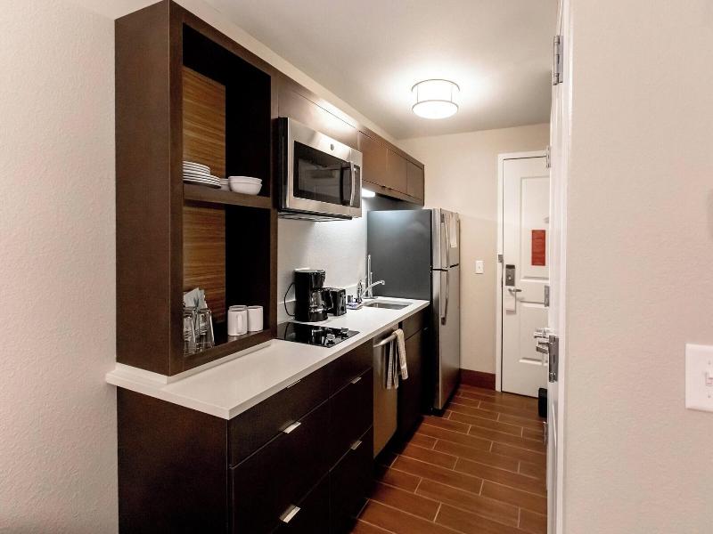 Towneplace Suites Louisville Airport image