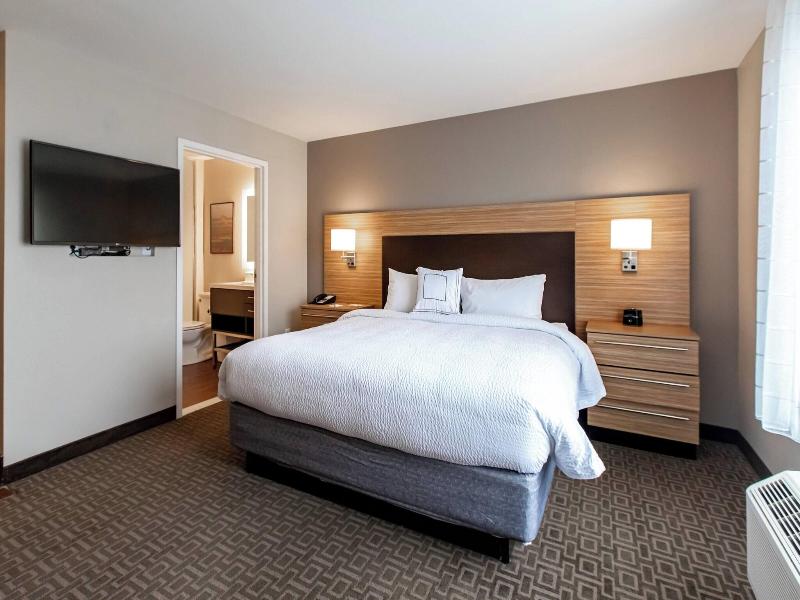 Towneplace Suites Louisville Airport image