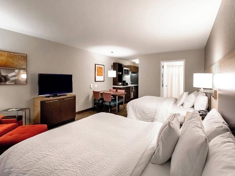 Towneplace Suites Louisville Airport image