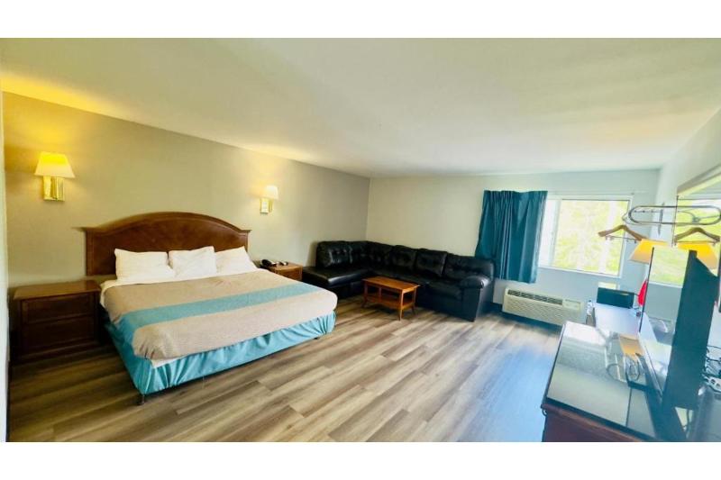 Motel 6 McGraw, NY - Cortland image