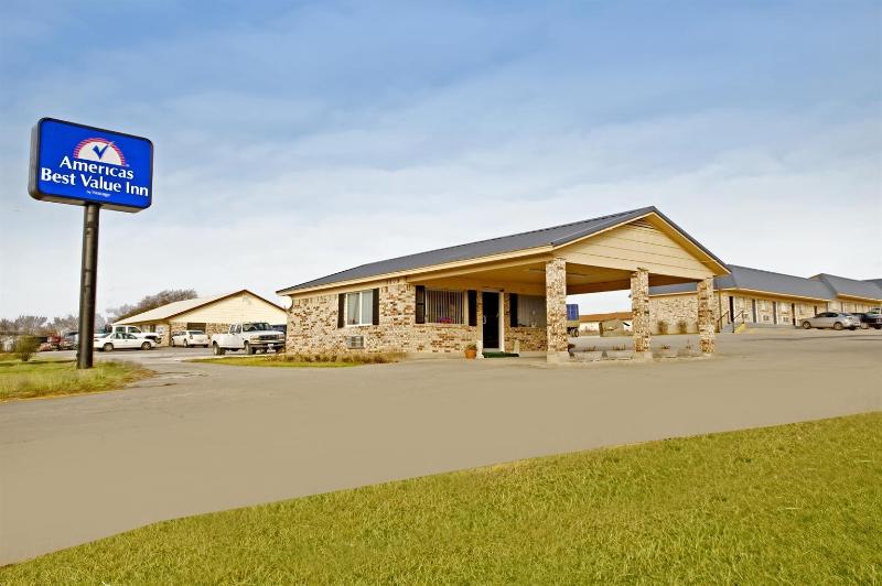 Americas Best Value Inn Gainesville, TX image