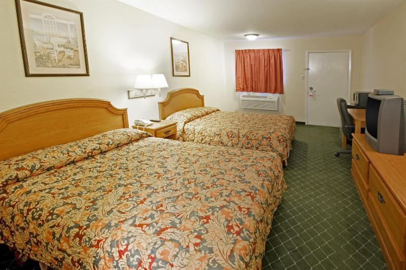 Americas Best Value Inn Gainesville, TX image