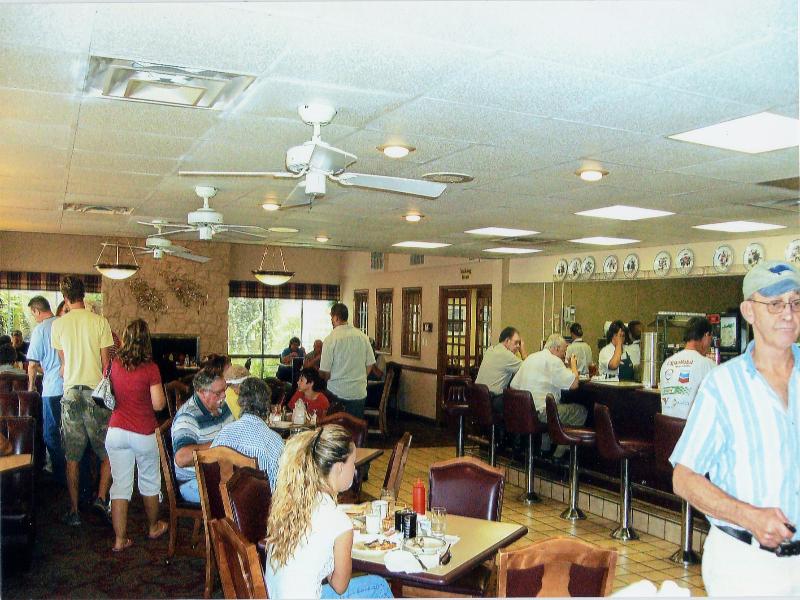 Will Rogers Inn image