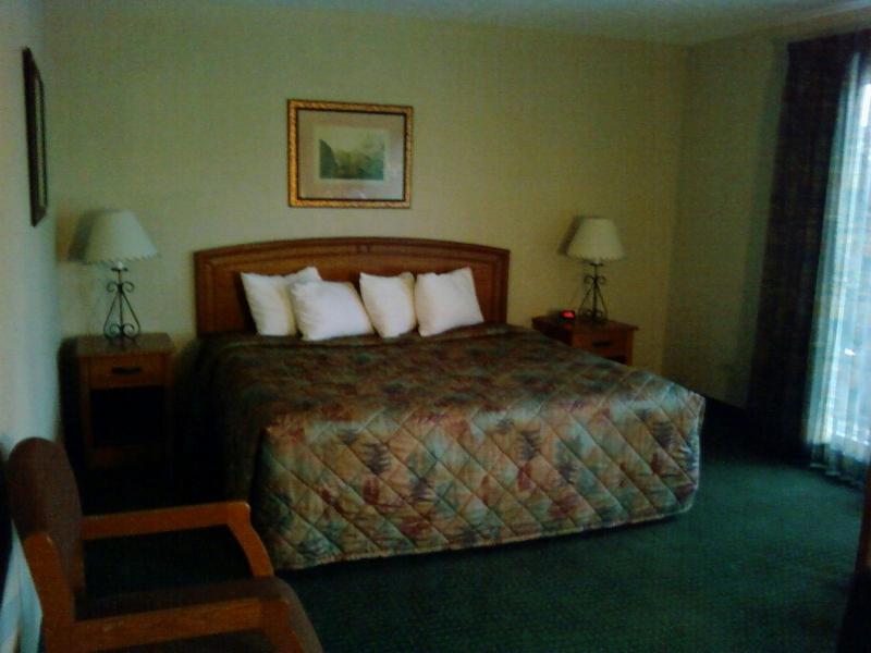 Will Rogers Inn image