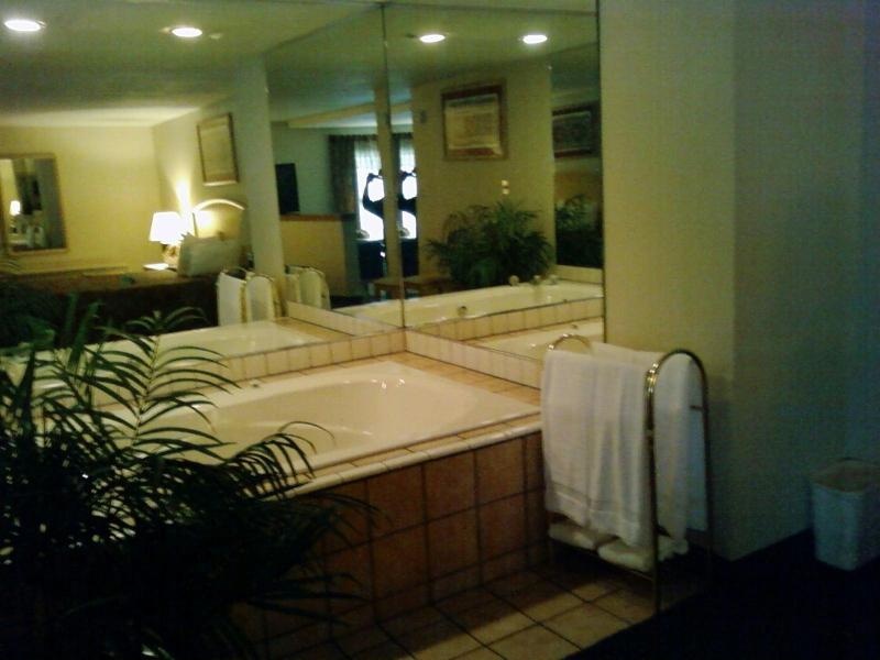 Will Rogers Inn image