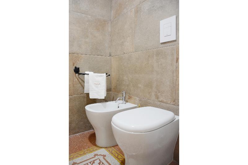 Casina Colosso image