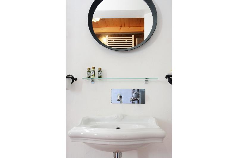Casina Colosso image