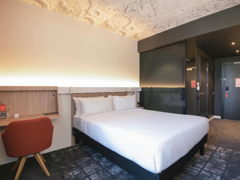 Ibis Baku City image