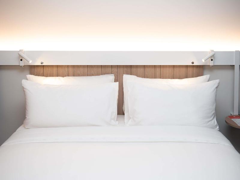 Ibis Baku City image