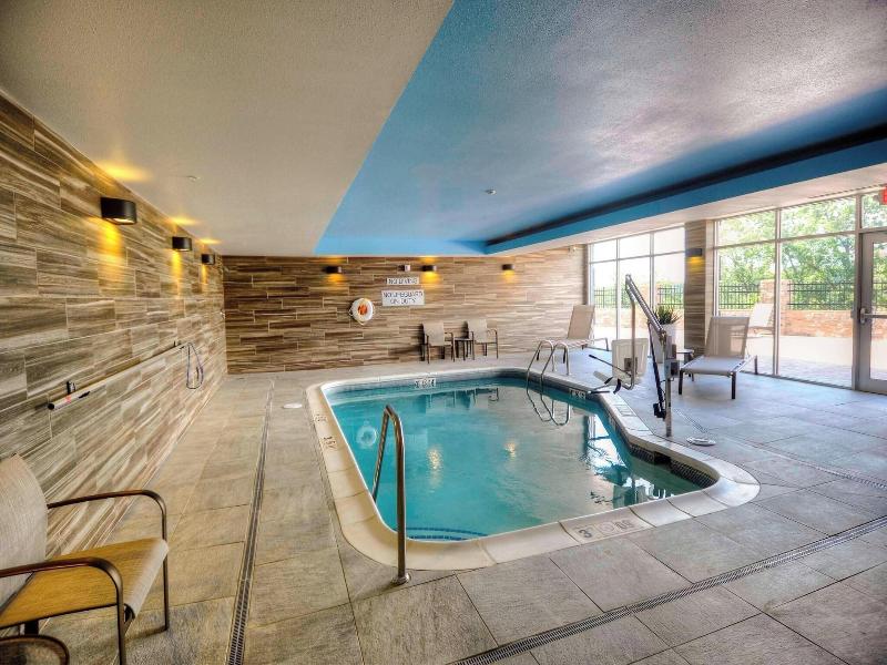 Fairfield Inn Suites By Marriott Princeton