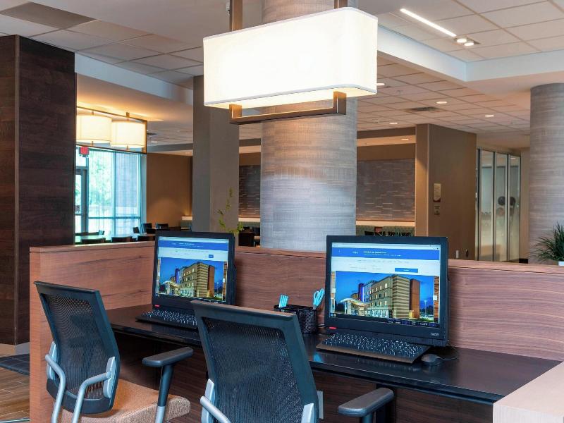 Fairfield Inn Suites Indianapolis Carmel image