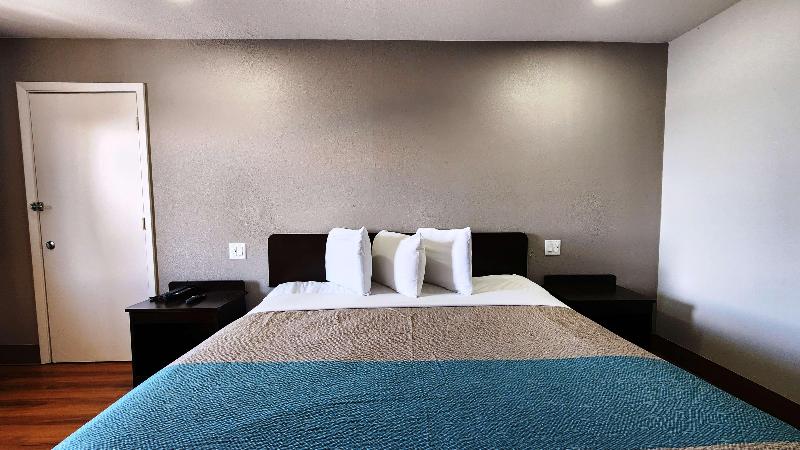 Motel 6 Houston Nasa image