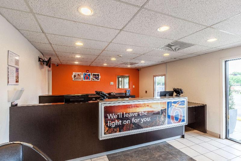 Motel 6 Houston Nasa image