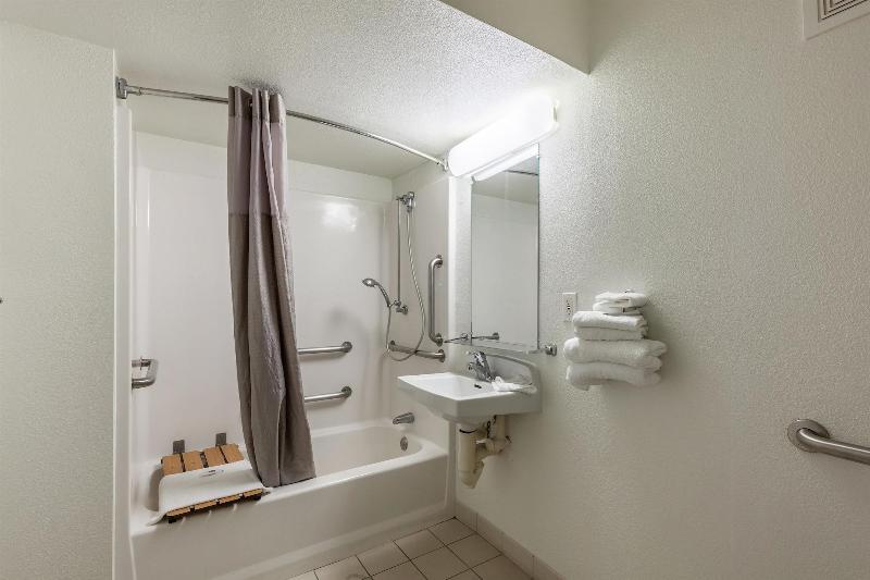 Motel 6 Houston Nasa image