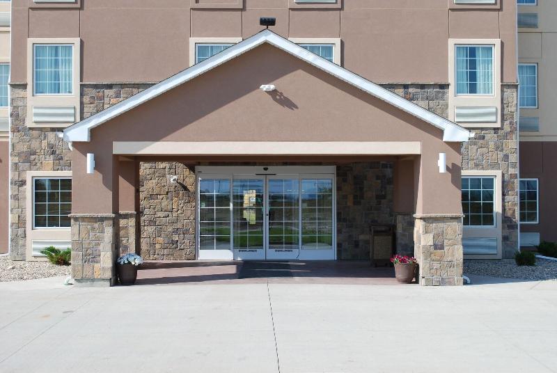 Landmark Suites Williston image