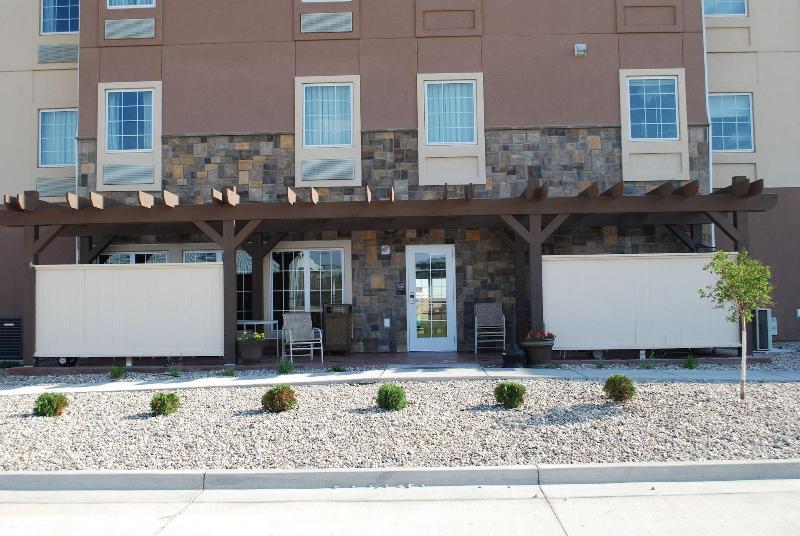 Landmark Suites Williston image