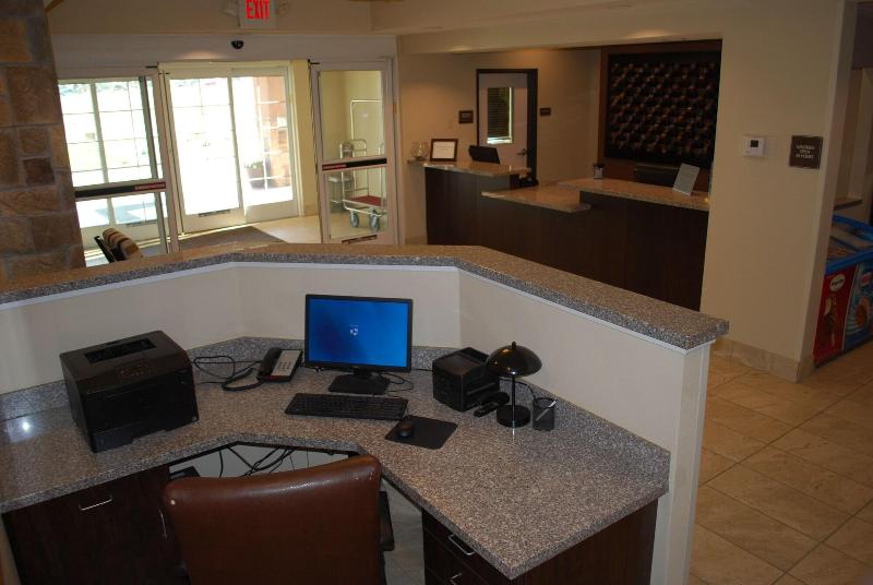 Landmark Suites Williston image