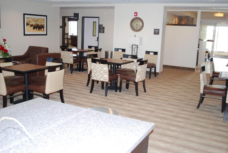 Landmark Suites Williston image