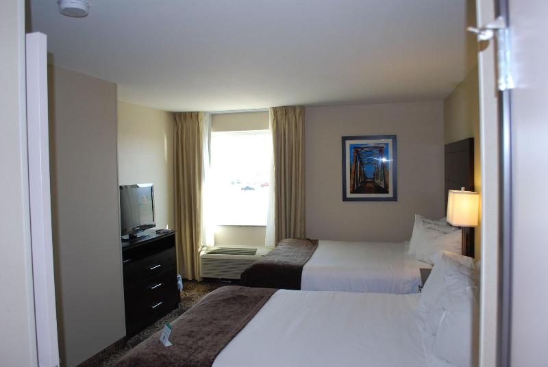 Landmark Suites Williston image