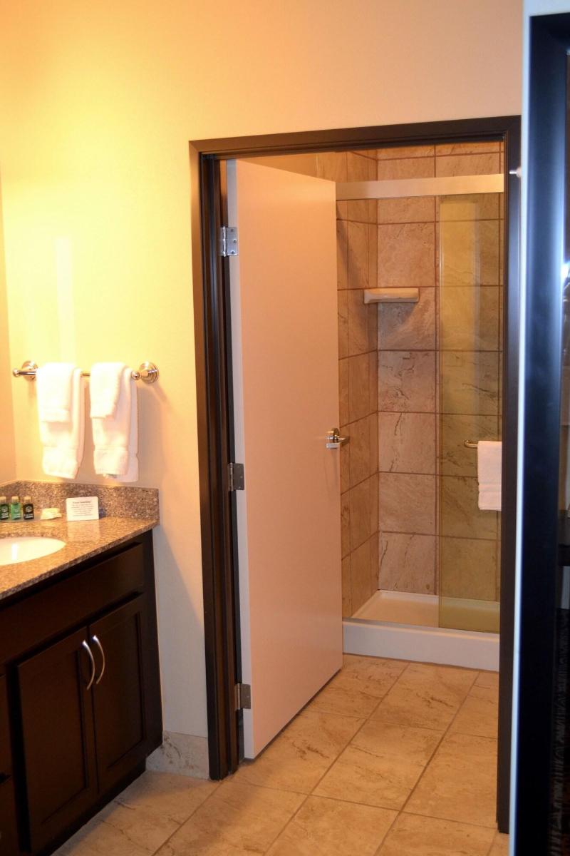 Landmark Suites Williston image