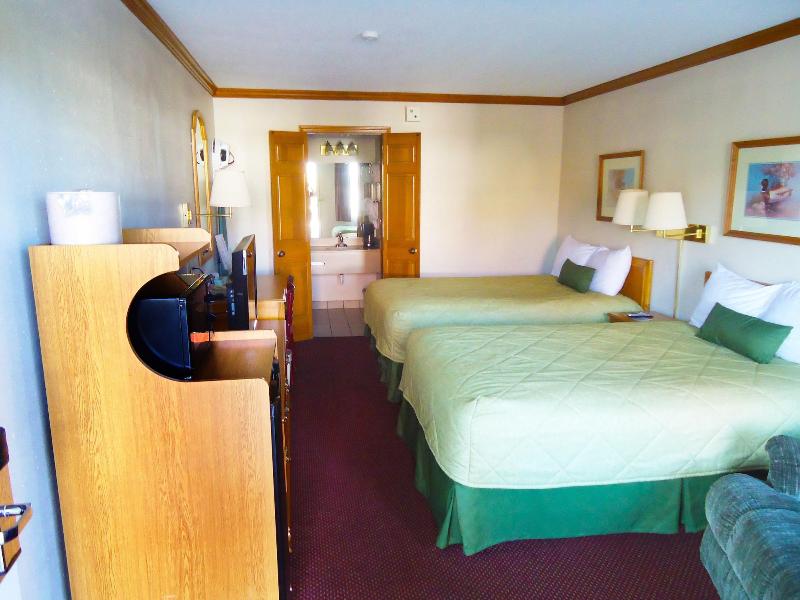 Indy Speedway Inn image