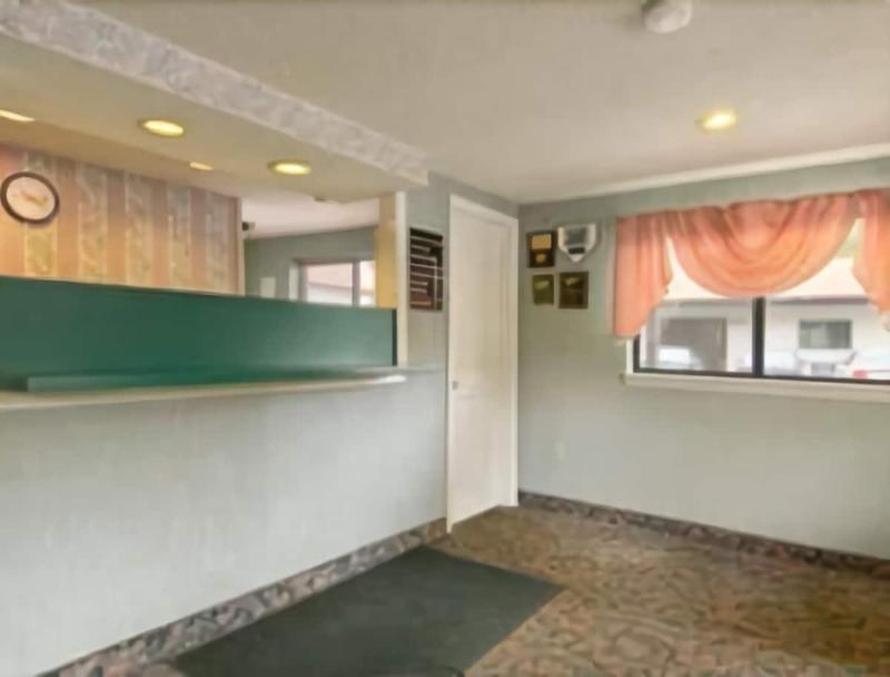 Enfield Inn image