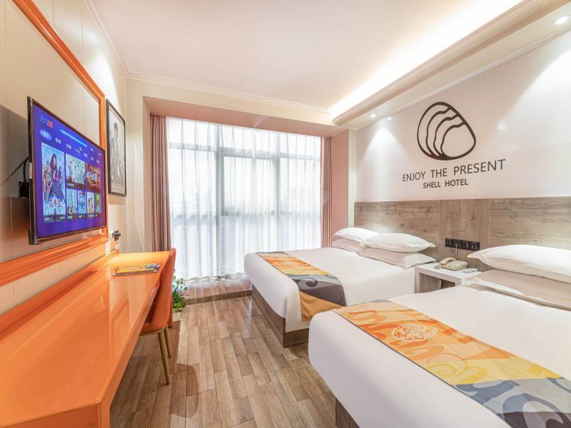 Shell Yanchengting Lake District Baima Plaza Hotel