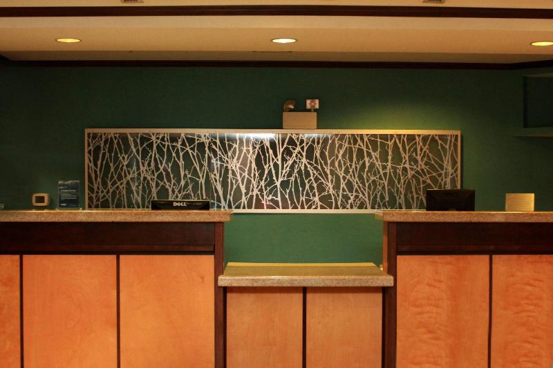 Fairfield Inn Suites By Marriott Fairmont image