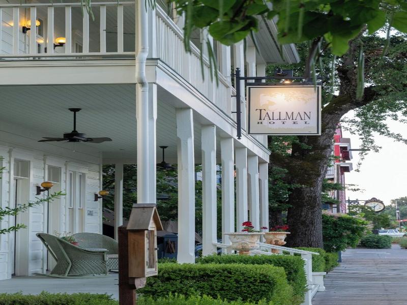 Tallman Hotel