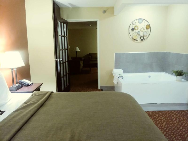 Grandstay Hotel Suites image