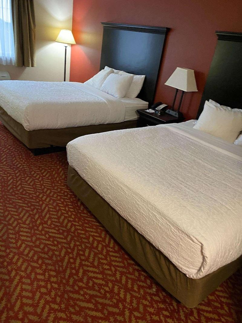 Grandstay Hotel Suites image