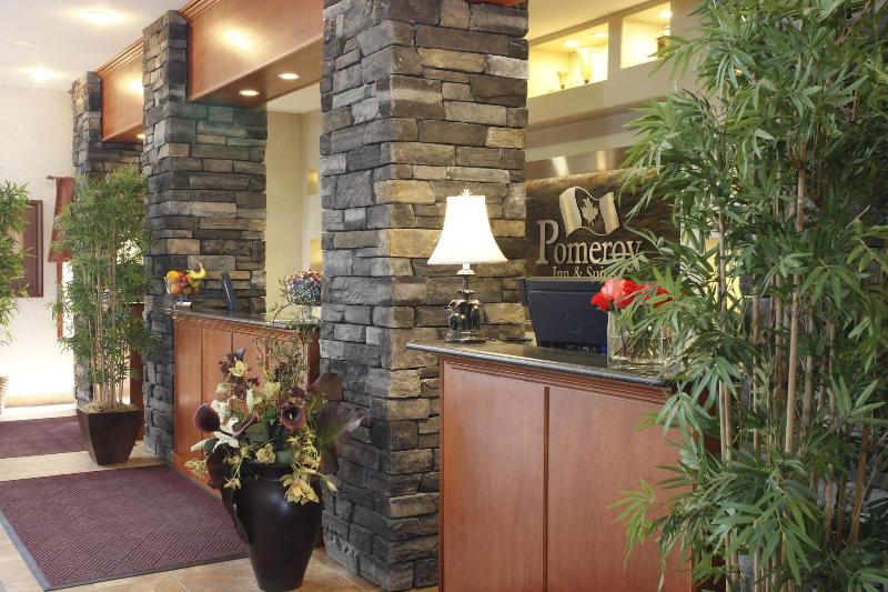Pomeroy Inn Suites Hotel Dawson Creek image