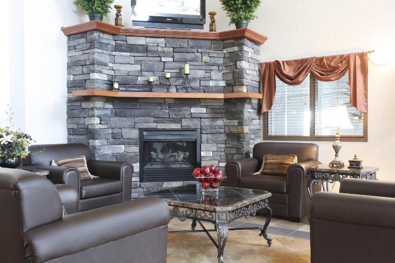 Pomeroy Inn Suites Hotel Dawson Creek image