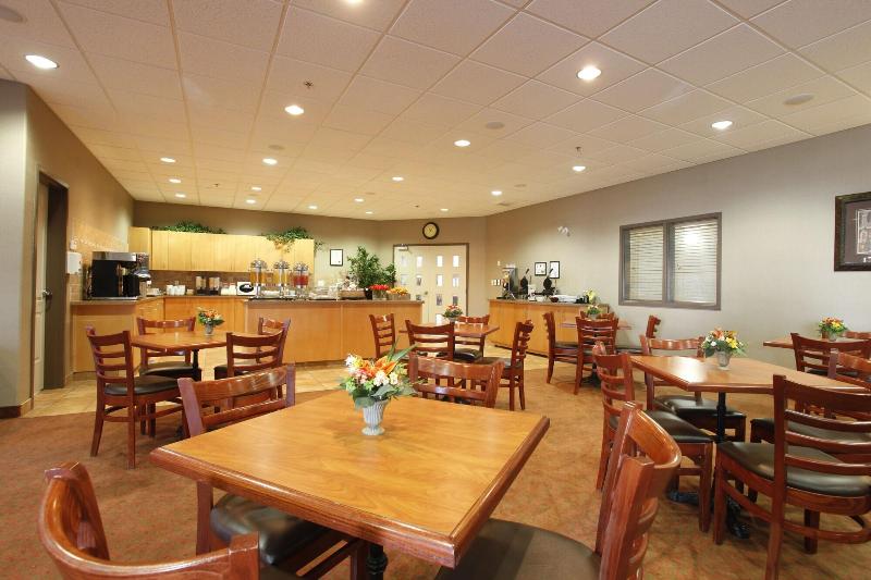 Pomeroy Inn Suites Hotel Dawson Creek image