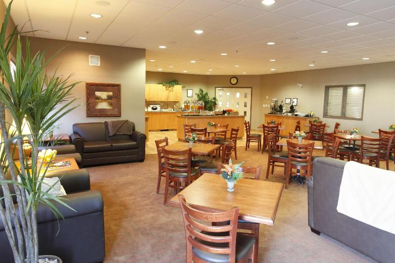 Pomeroy Inn Suites Hotel Dawson Creek image