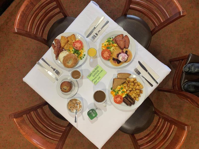 Pomeroy Inn Suites Hotel Dawson Creek image