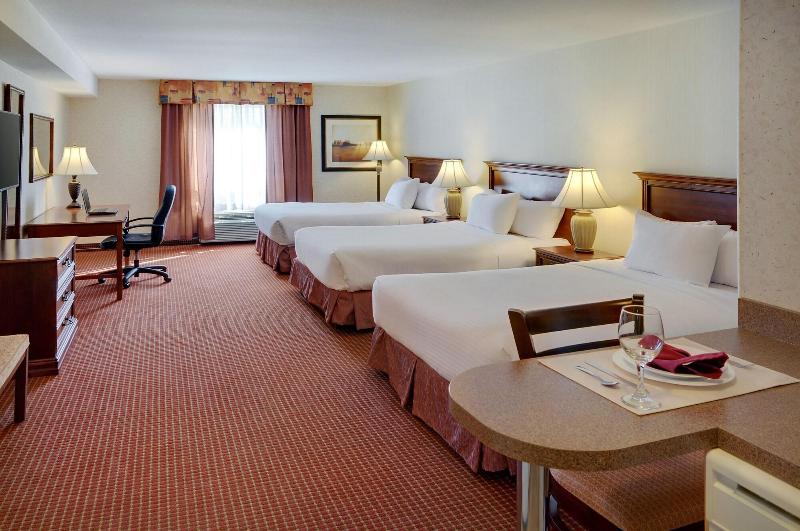 Pomeroy Inn Suites Hotel Dawson Creek image