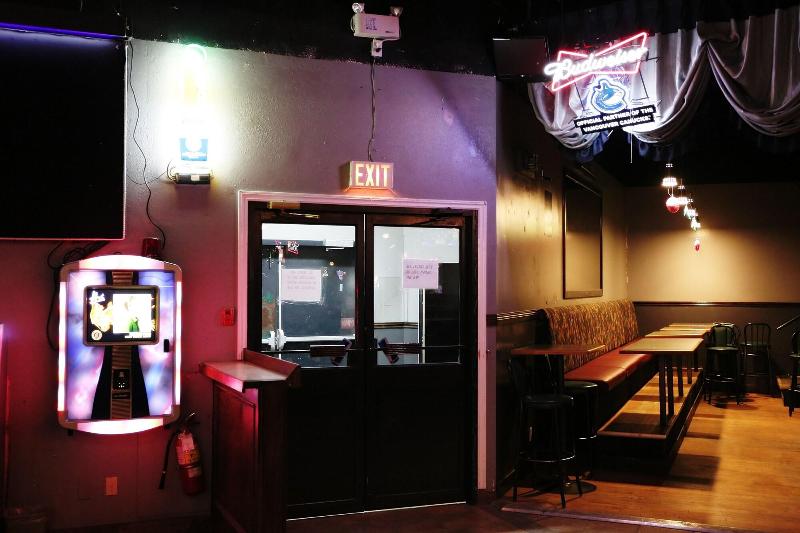 Tamarack Motor Inn image