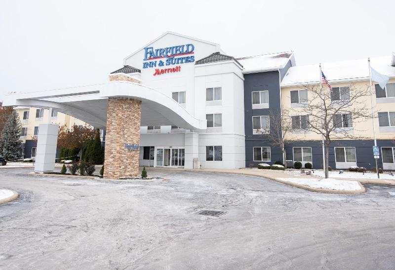 Fairfield Inn Suites Cleveland Avon image