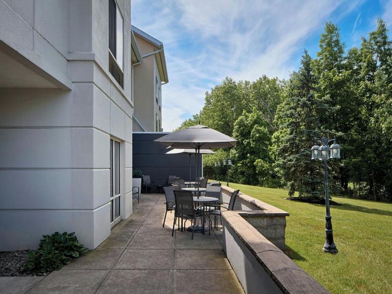 Fairfield Inn Suites Cleveland Avon image